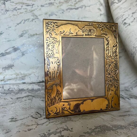 M W CARR and CO art nouveau vintage cat mushroom brass photo frame - Picture 3 of 14